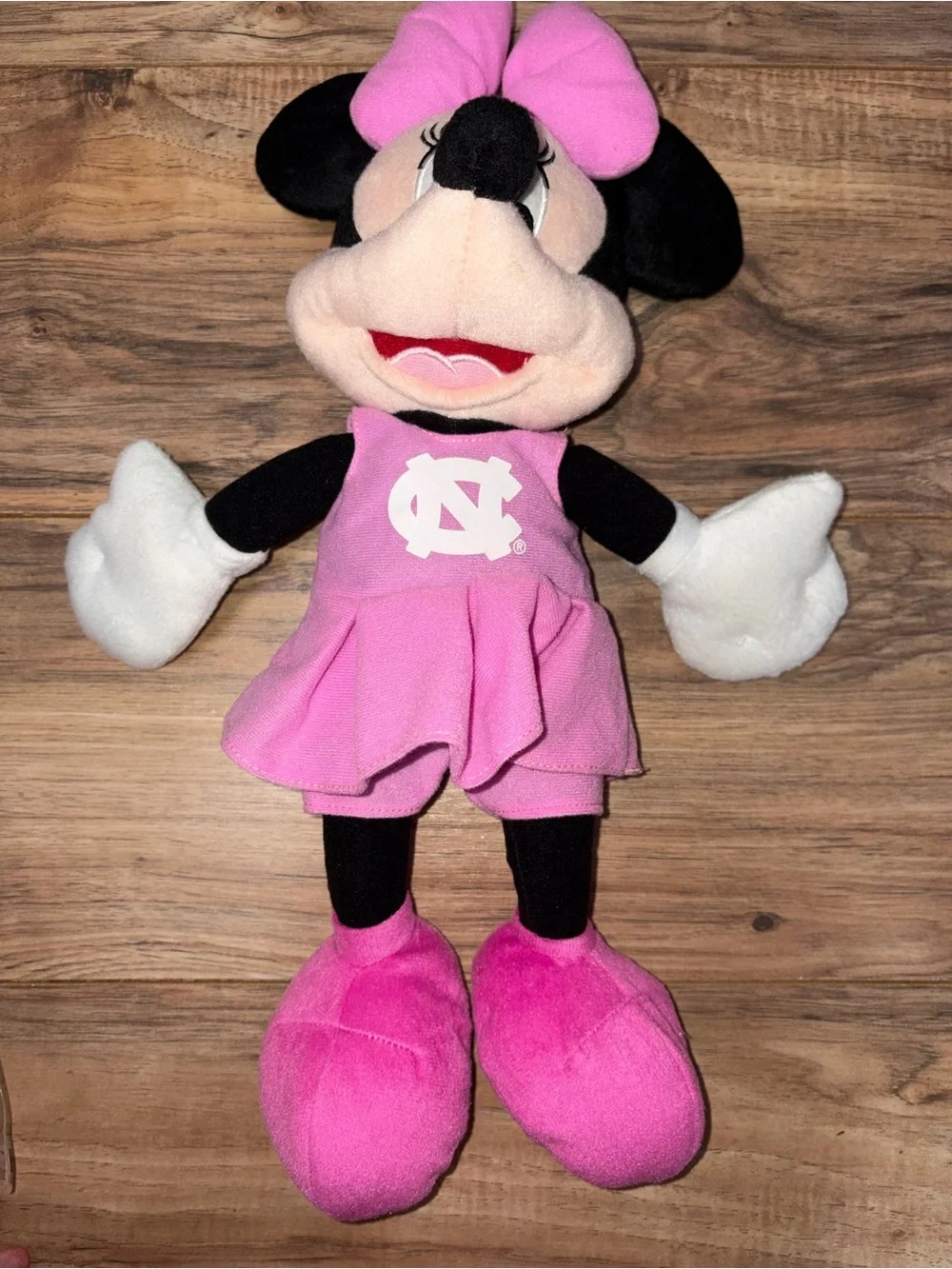 Northwest Disney Minnie Mouse Pink NCAA Basketball UNC Tarheels Blanket & Plush